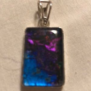 Beautiful necklace pendant in silver